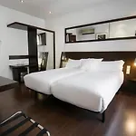 Petit Palace Arana 3*