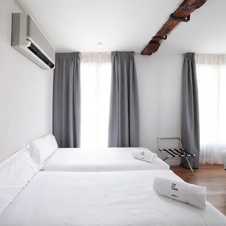 Petit Palace Arana Hotel 3*