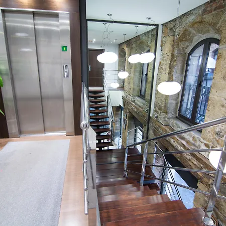 酒店 毕尔巴鄂高科技酒店 3*