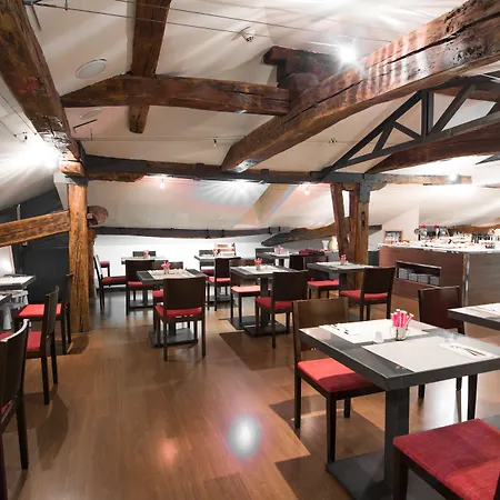 Petit Palace Arana 호텔 빌바오