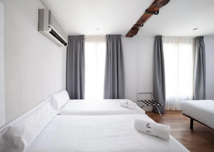 毕尔巴鄂高科技酒店 酒店 3*