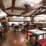 Petit Palace Arana 호텔 빌바오