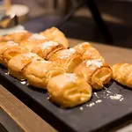 Petit Palace Arana 호텔