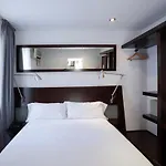 Petit Palace Arana Hotell