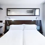 Hotell Petit Palace Arana Bilbao